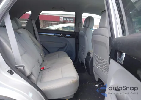 2013 Kia Sorento Lx z USA, uszkodzony, nr VIN 5XYKT3A60DG380820